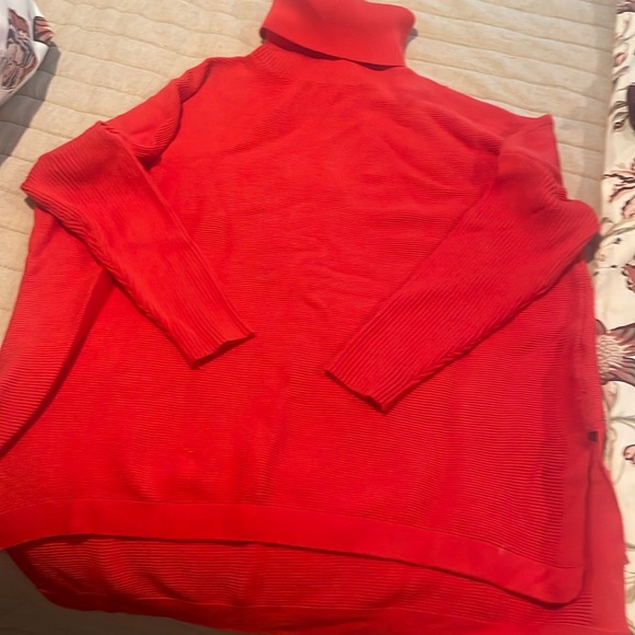 3 Amazon sweaters size L - Picture 4 of 8